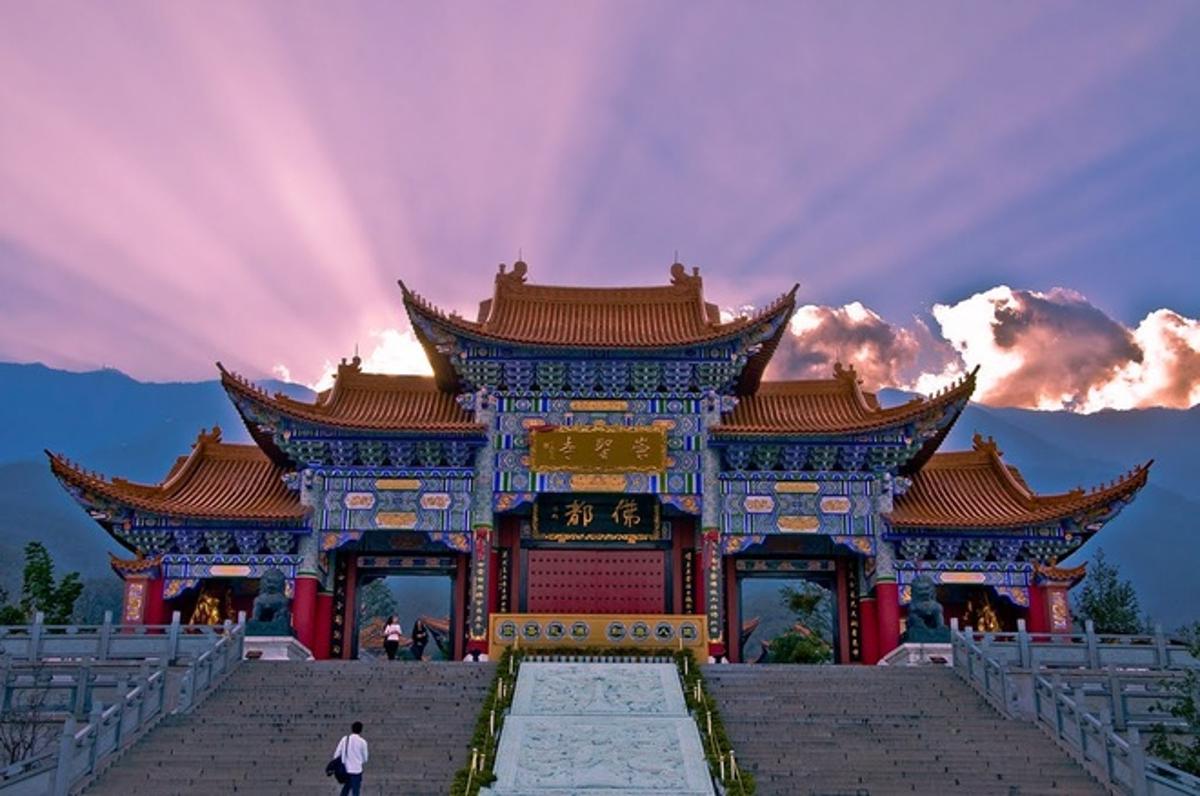 Thành cổ Đại Lý giữ hồn Phật giáo giữa lòng Vân Nam