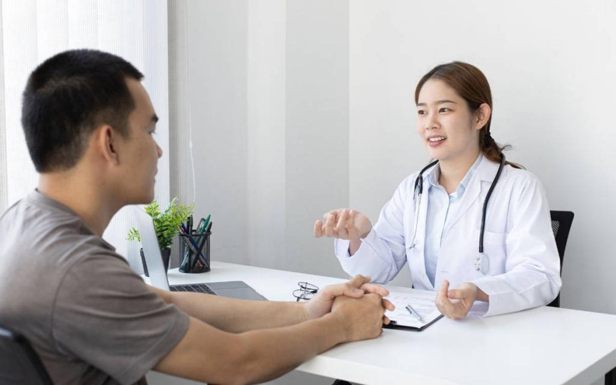 Conduct in-depth examination and consultation as part of medical tourism tours