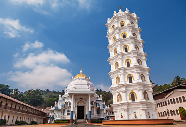 Shri Mangesh temple