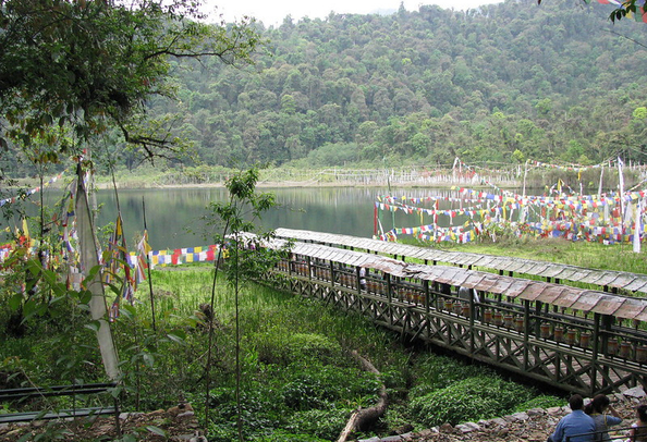 khecheopalri lake