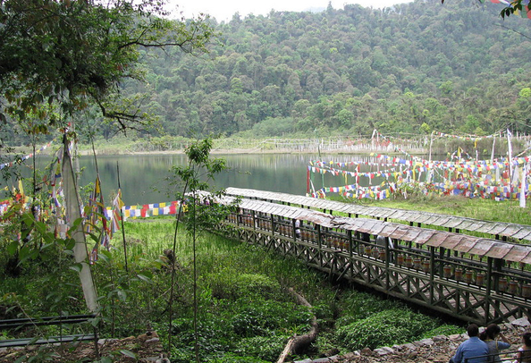 khecheopalri Lake