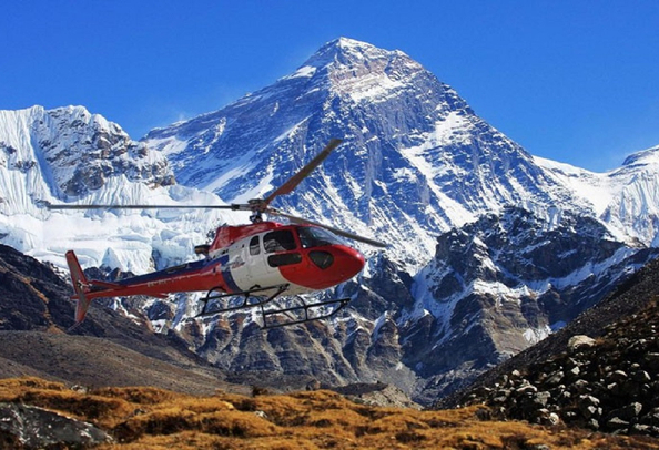 Everest base camp helicopter