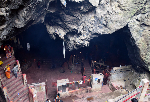 Guptepswor Mahadev cave