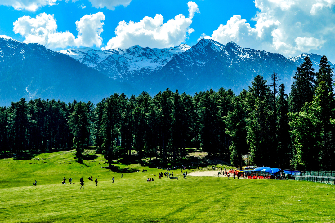 Charming Kashmir Tour Package