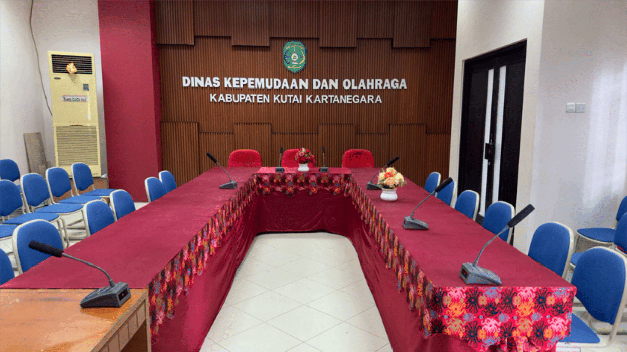 Ruang Rapat Beladiri Aji Imbut