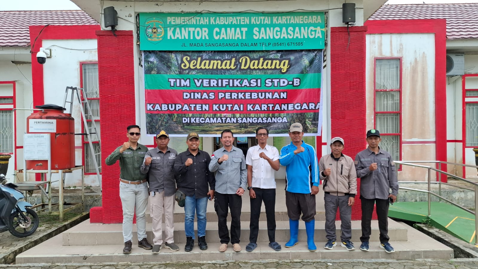 https://ik.imagekit.io/btkurbyn3/Tim%20Verifikasi%20STD-B?updatedAt=1749574441128