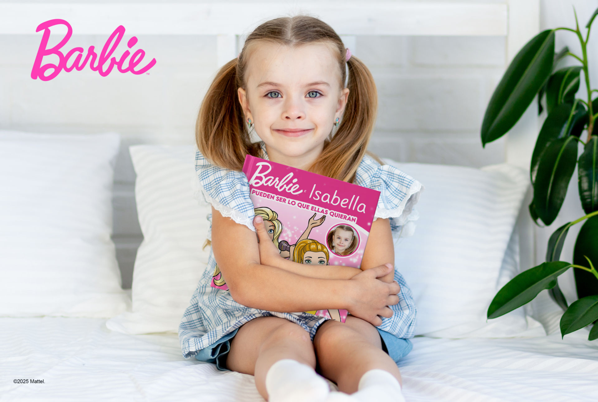 Tu hija o hijo y Barbie, juntos en un mismo libro