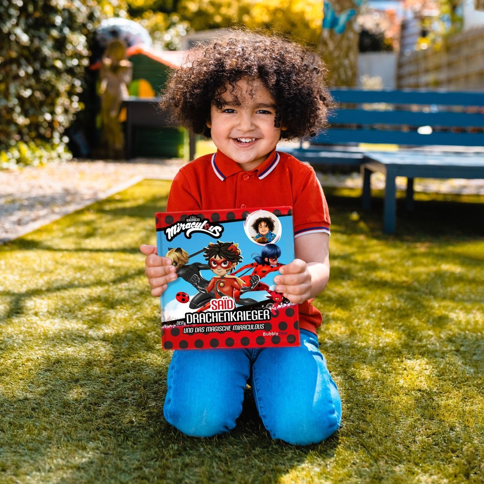 Dein Kind, Ladybug und Cat Noir spielen die Hauptrollen in diesem Buch!