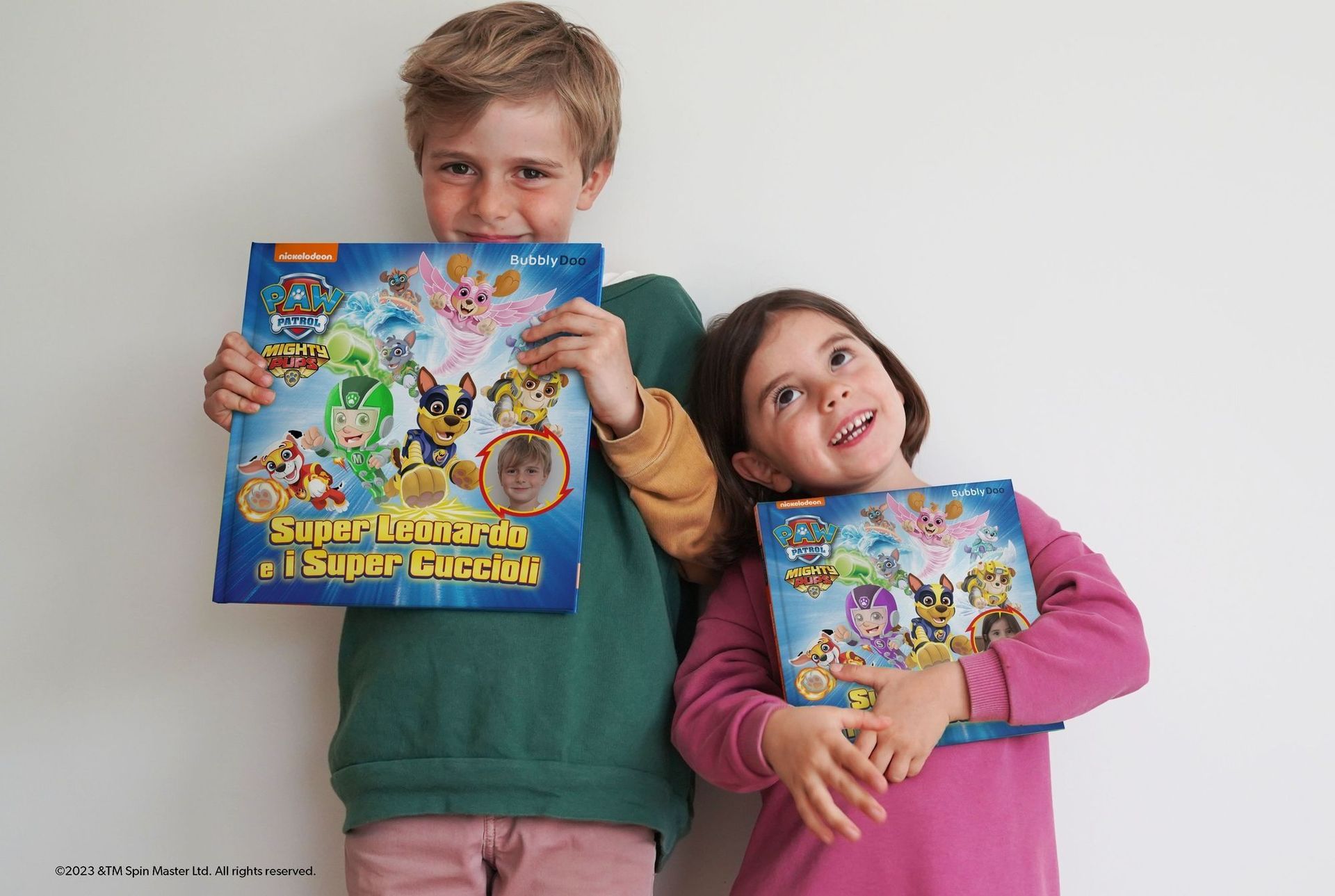 Il tuo bambino e i PAW Patrol insieme, in un unico libro!