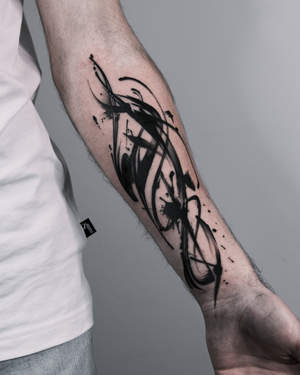 Blackwork Tattoo von Evgeny, BUGGKAT Berlin
