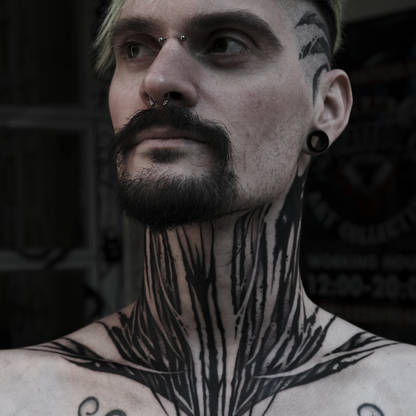 Blackwork Tattoo - BUGGKAT Studio Berlin