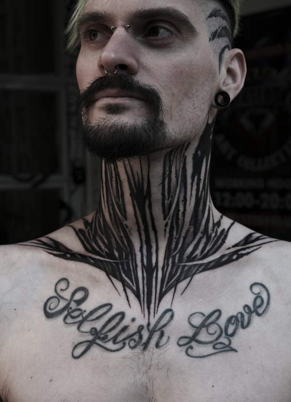 Blackwork Tattoo von Evgeny, BUGGKAT Berlin