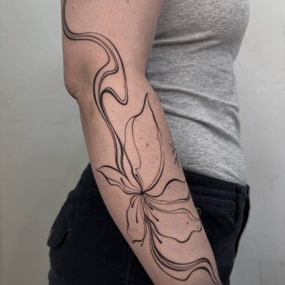 Abstraction Tattoo - BUGGKAT Studio Berlin