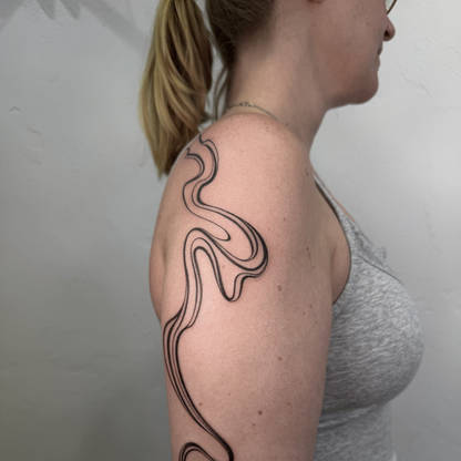 Abstraktion Tattoo - BUGGKAT Studio Berlin