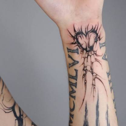 Neo-Tribal Tattoo - BUGGKAT Studio Berlin