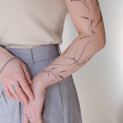 Fineline Tattoo - BUGGKAT Studio Berlin