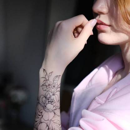 Fineline Tattoo - BUGGKAT Studio Berlin