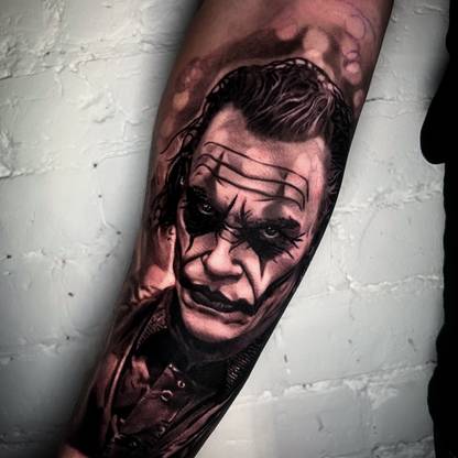 Realistic Tattoo - BUGGKAT Studio Berlin