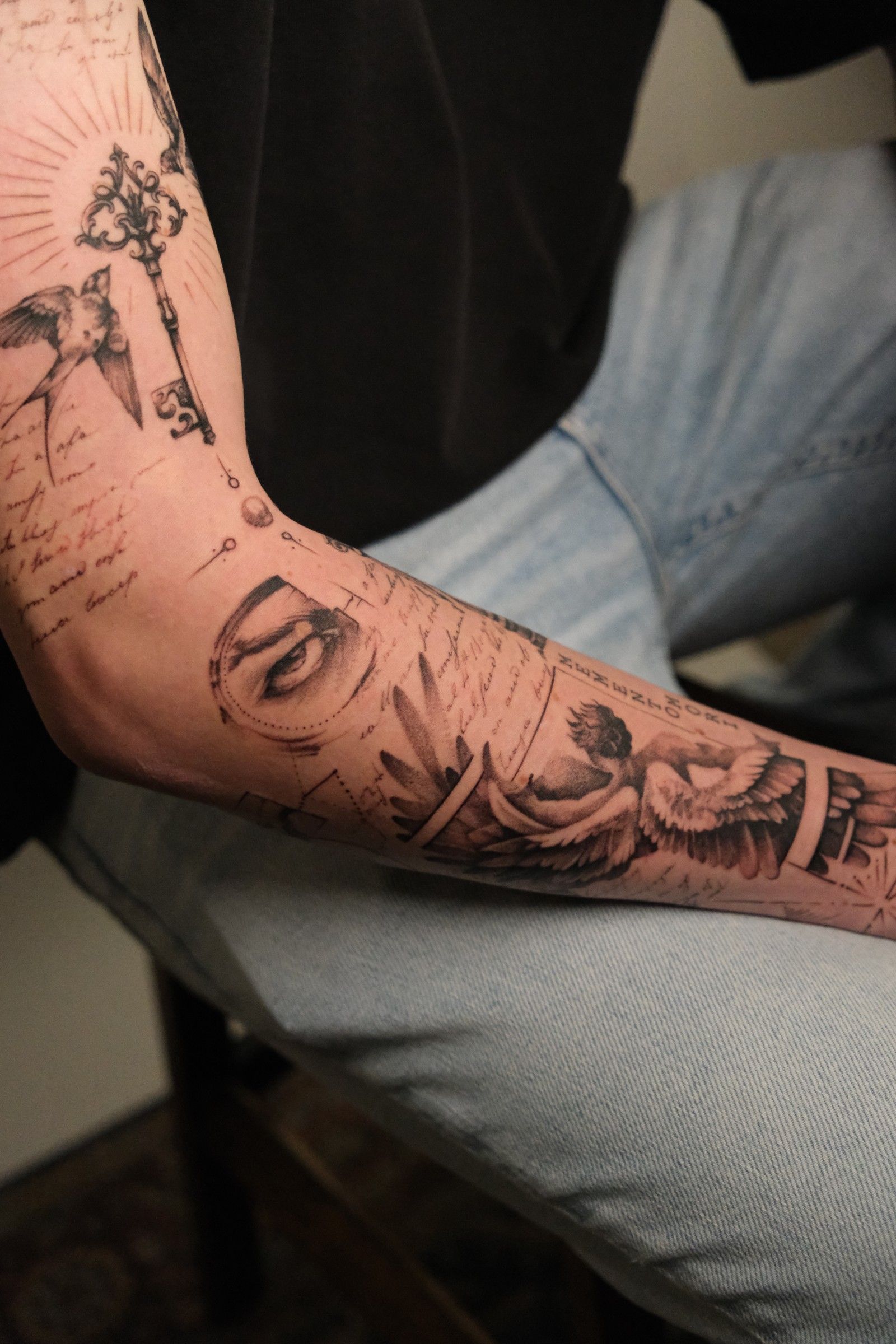 Fineline, Microrealism by Katy