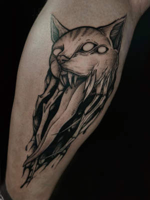 Grafik Tattoo von Anastasia, BUGGKAT Berlin