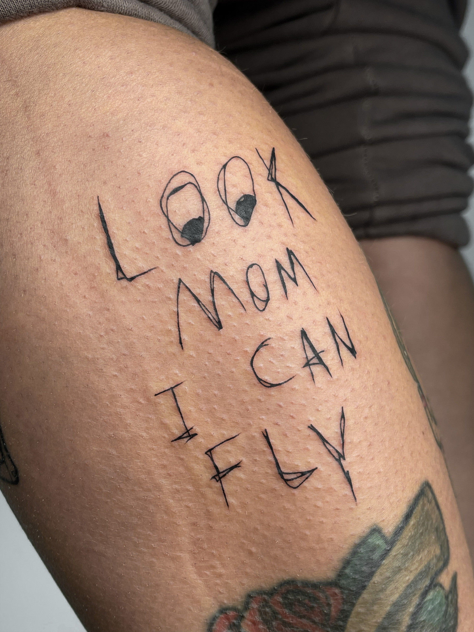 Fineline Tattoo