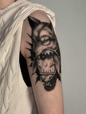 Grafik Tattoo von Anastasia, BUGGKAT Berlin