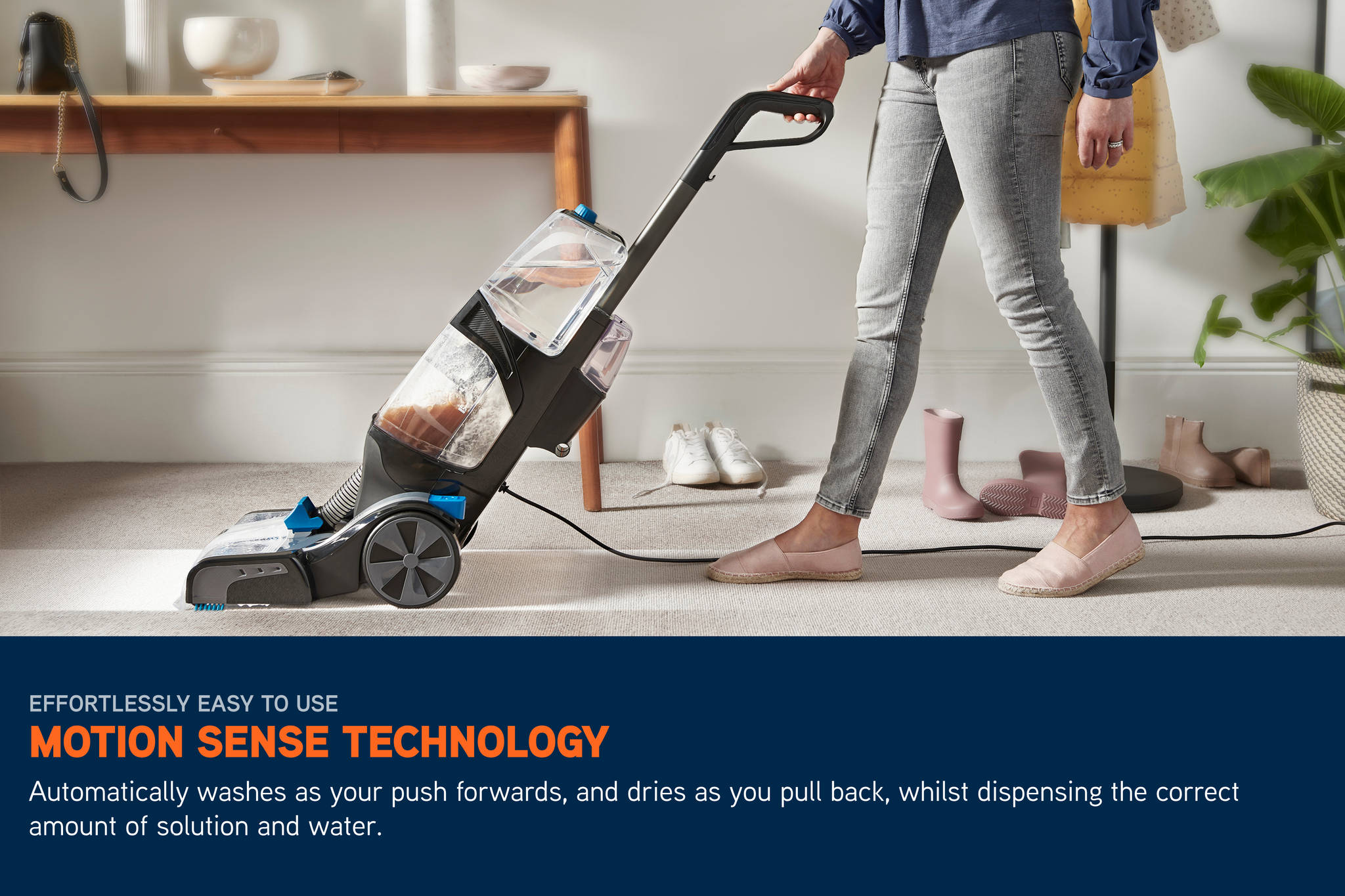 VGID GALLERY/Carpet Cleaners/Platinum SmartWash/Image_04_Platinum_SmartWash_-_3840x2560_72DPI_Web