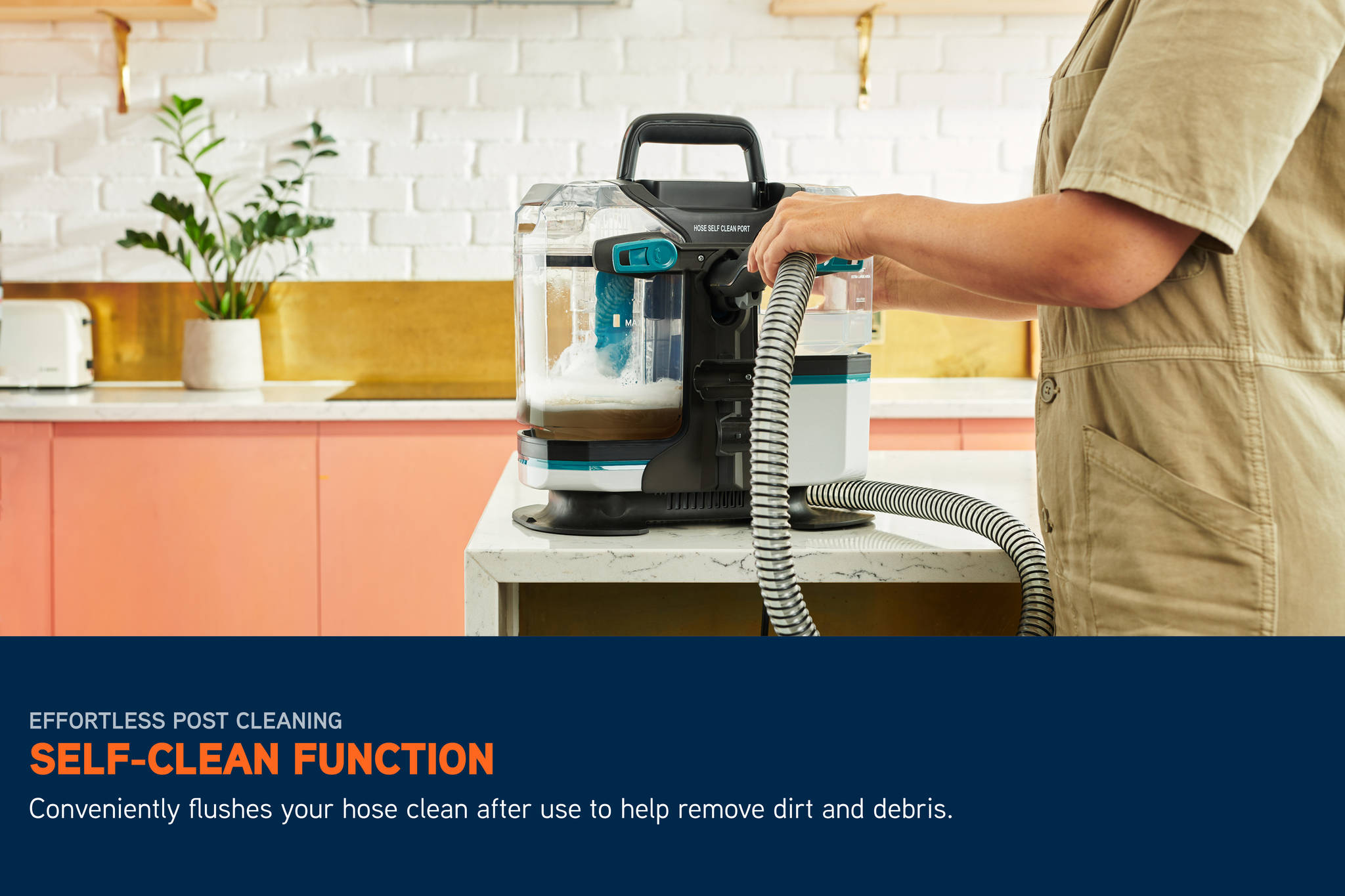 VGID GALLERY/Spot Cleaners/SpotWash Max Range/SKU2 - SpotWash MAX Pet-Design/Image_10_Spotwash_Max_pet_design_-_3840x2560_72DPI_Web