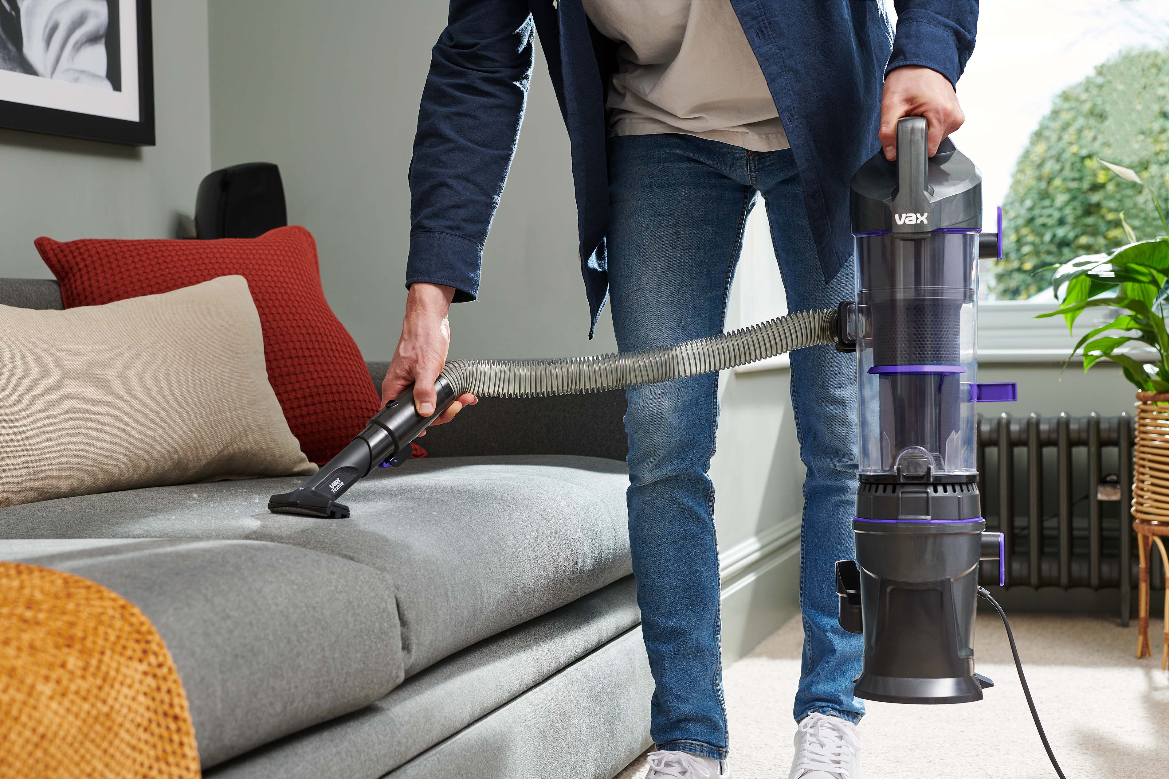 AA - HomePro Web Updates/AAA - New PDP Gallery Content/Cordless Vacuum Cleaners/Air Lift 2 Pet Plus/VAX_Air_Lift_2_Pet_PLUS_-_Lift-Out_Mode_