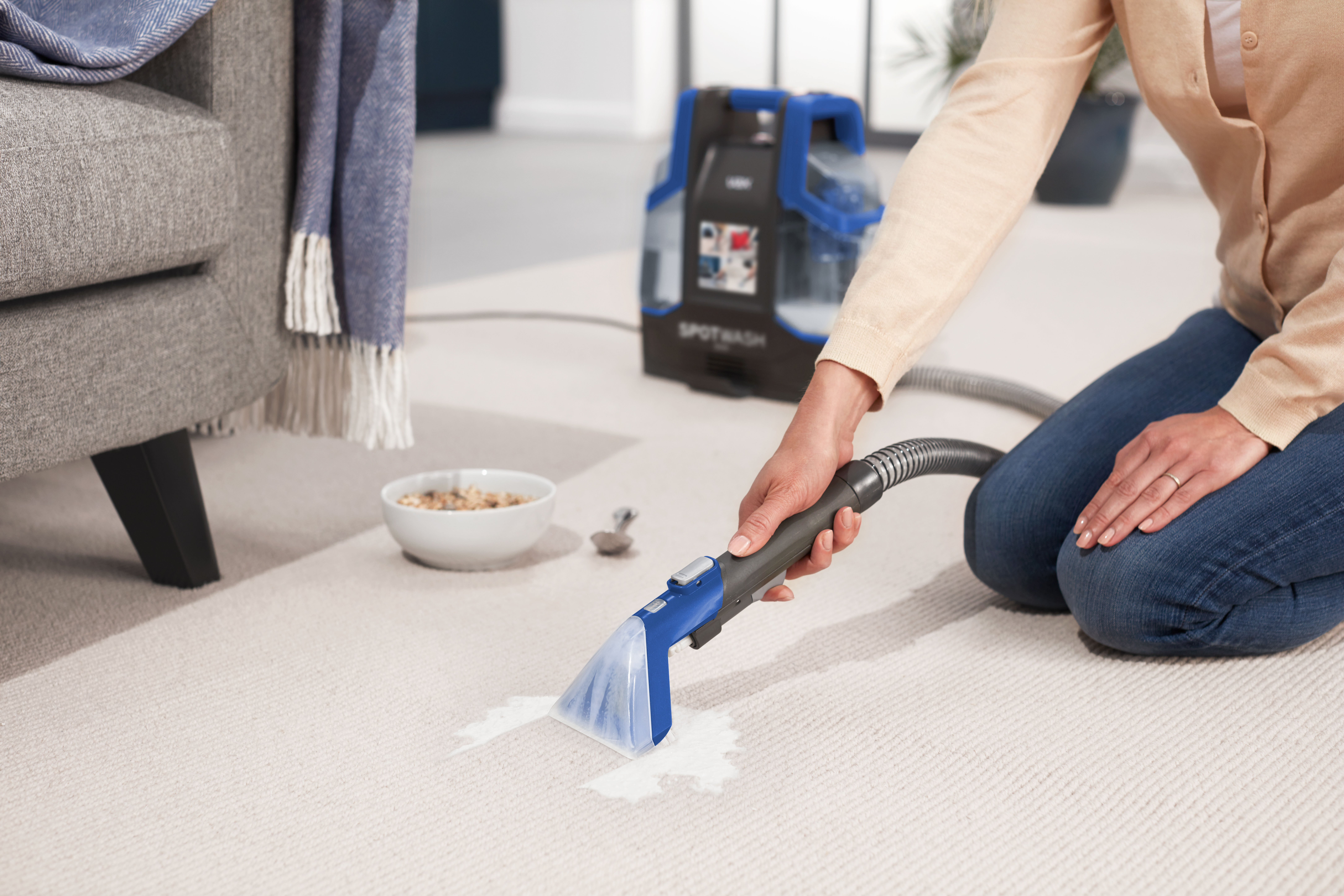 AA - HomePro Web Updates/AAA - New PDP Gallery Content/SpotWash/SpotWash Duo/VAX_SpotWash_Duo_-_Be_Prepared_For_Unexpected_Accidents_Shot_2