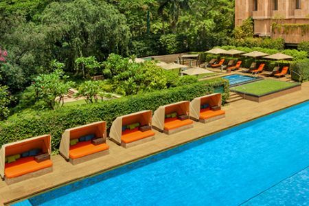BEST LUXURY HOTEL CHAIN