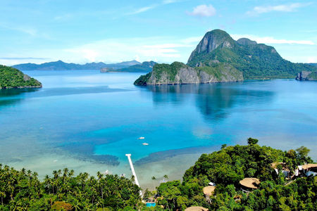 Beach, Island + Upcountry Resorts