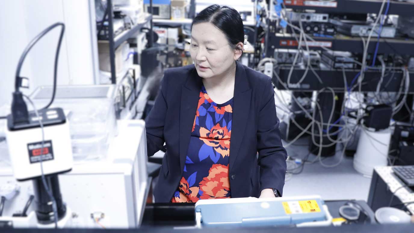 Sydney researchers build AI chip operating at speed of light