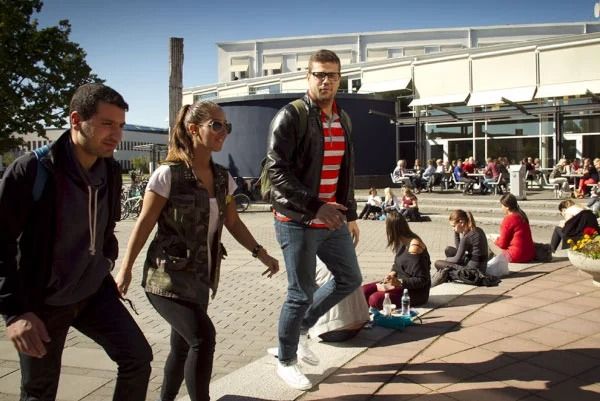 Örebro universitet logo