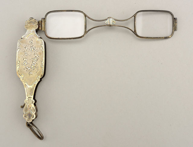 lorgnette of gold and glass mid 19th century smithsonian cooper hewitt d1a47