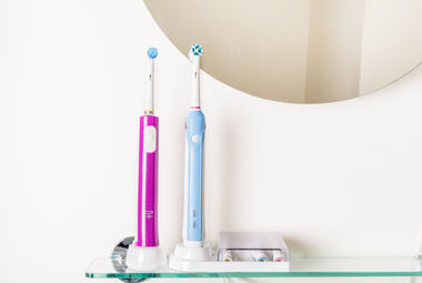 The 2 Best Electric Toothbrushes of {YEAR}