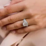 Picture of Elegant Cushion Cut Wedding Set For Women In Sterling Silver