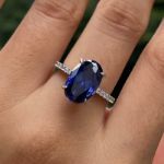 Picture of 3.5 Carat Classic Blue Sapphire Oval Cut Simulated Diamond Engagement Ring In Sterling Silver