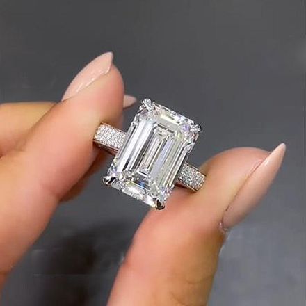 Picture of Luxurious Elongated Emerald Cut Engagement Ring In Sterling Silver