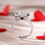 Bortwide Hug Me "Loyalty of Love" Puppy Dog Round Cut Sterling Silver Ring