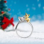 Bortwide Hug Me "Christmas Reindeer" Sleigh Round Cut Sterling Silver Ring