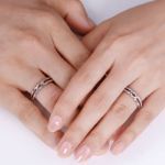 Bortwide Simple Crossover Sterling Silver Band Set