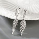 Bortwide "Light As A Feather" Round Cut Sterling Silver Earrings