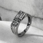 Bortwide "Rock" Skull Design Sterling Silver Band