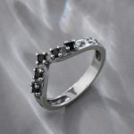 Bortwide "V Shape" Round Cut Sterling Silver Ring