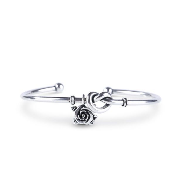 Bortwide Knot Love Bangle