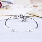 Bortwide Knot Love Bangle