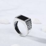 Bortwide Classic Sterling Silver Signet Ring