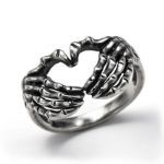 Bortwide "Loyalty and Love" Claddagh Sterling Silver Men's Ring