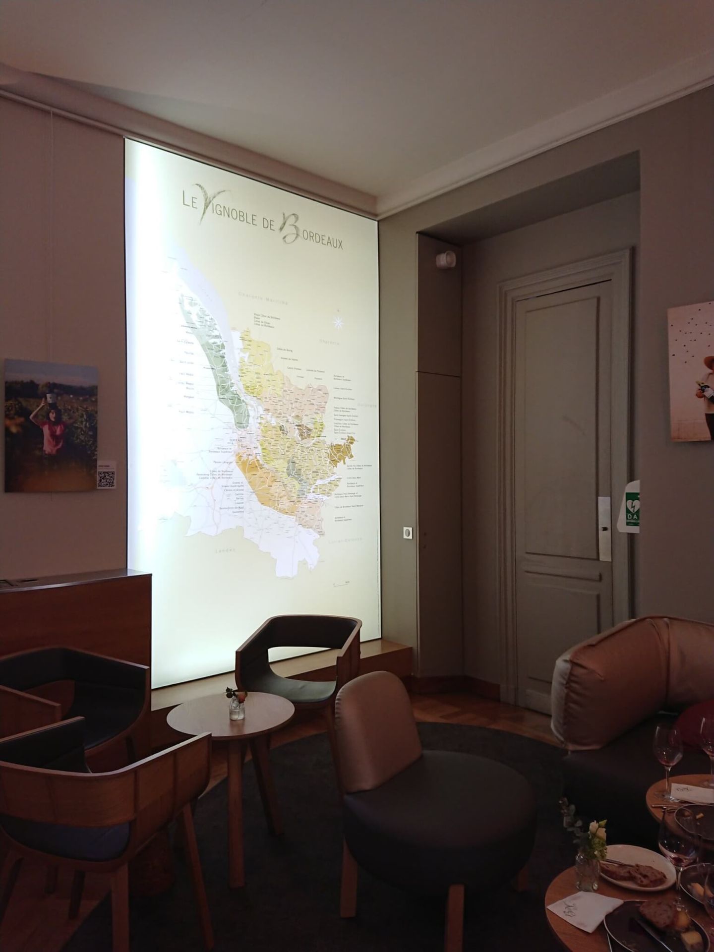 The Bordeaux Wine Bar Crawl Bordeaux Wine Trails